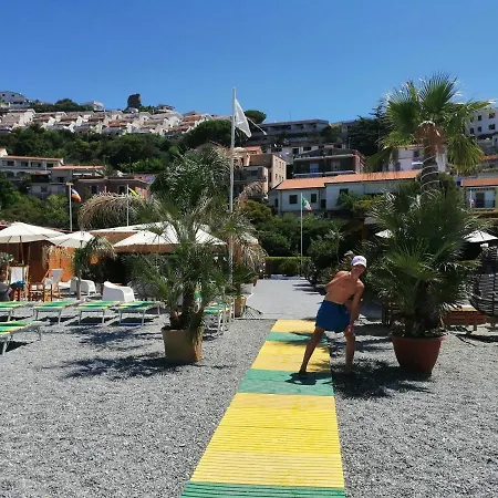 Diana's Exclusive Scalea