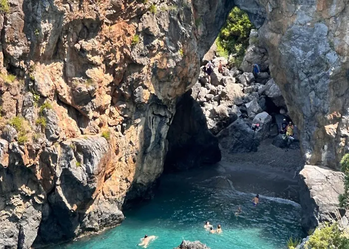 Diana's Exclusive Scalea